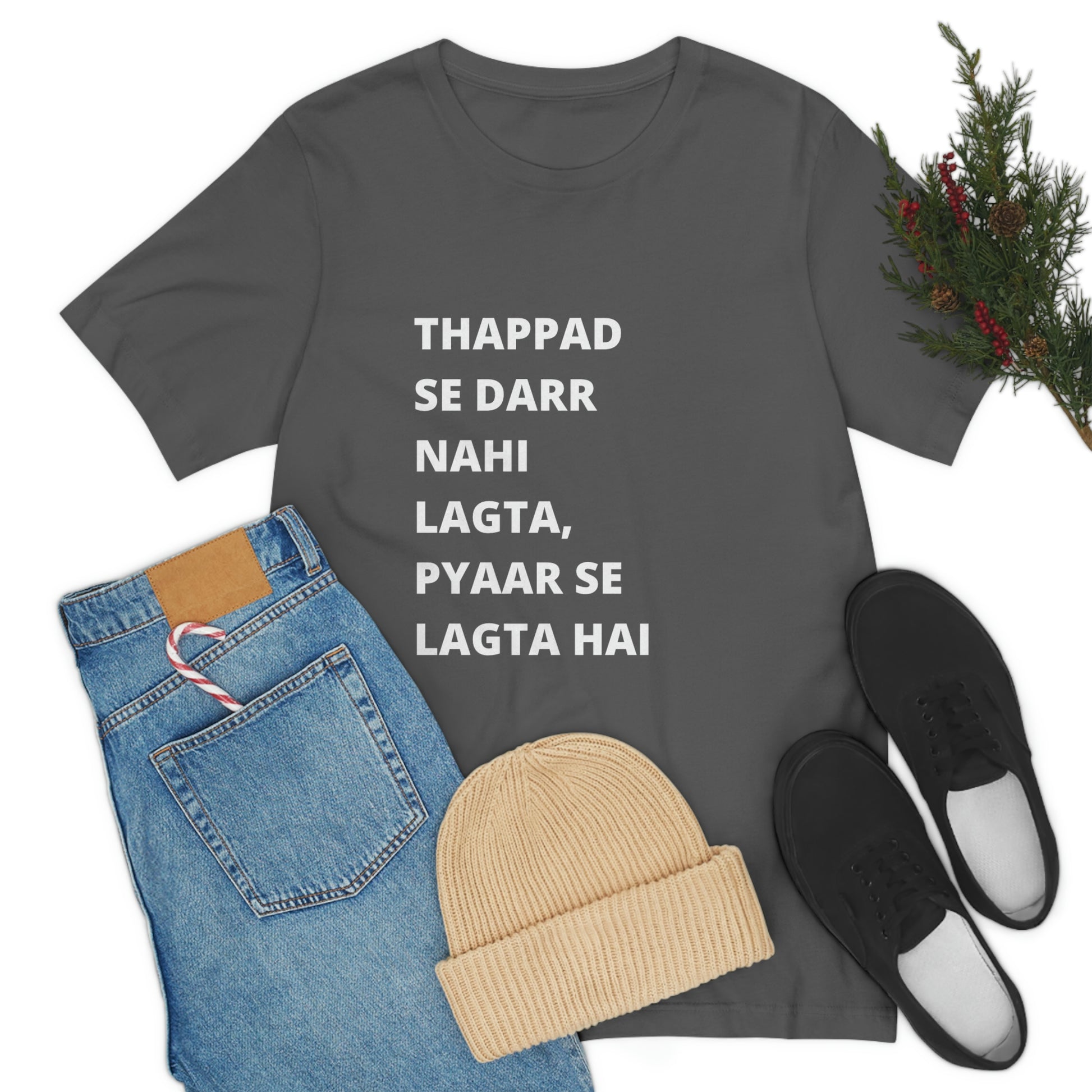 Thappad se darr nahi lagta pyaar se lagta hai Unisex Jersey Short Sleeve Tee - Urban Chic